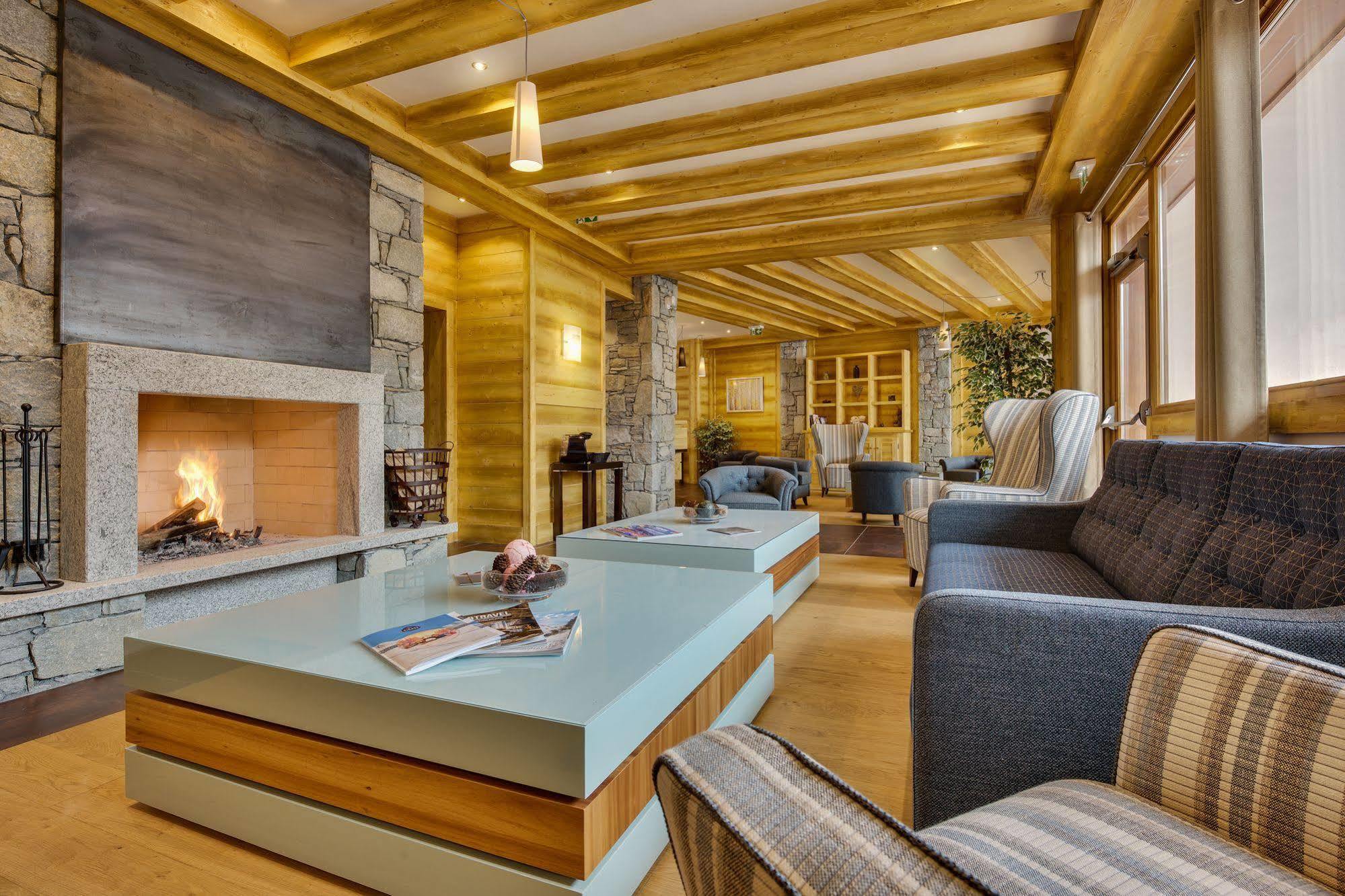Cgh Residences And Spa Les Chalets De Leana Les Carroz d'Araches Exterior photo